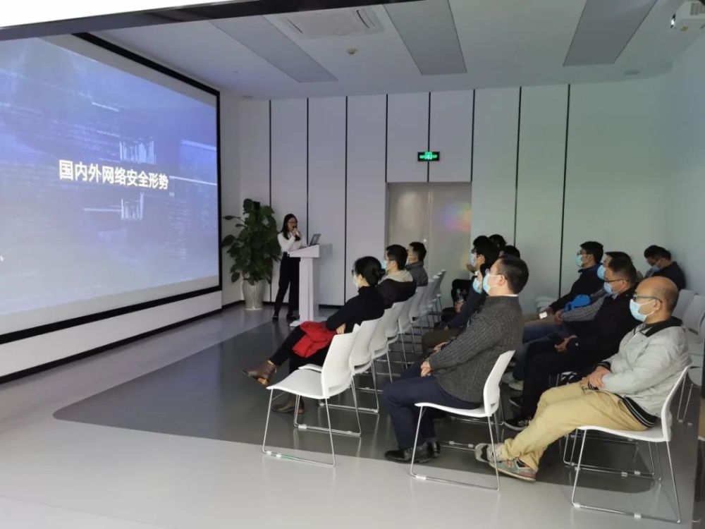 高新區(qū)互聯(lián)網(wǎng)新聞(高新區(qū)互聯(lián)網(wǎng)新聞中心)