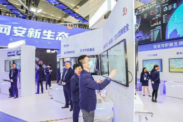 澎湃新聞的互聯(lián)網(wǎng)生產(chǎn)方式(互聯(lián)網(wǎng)條件下的新聞生產(chǎn)模式)