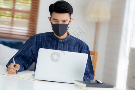 互聯(lián)網(wǎng)口罩最新消息(第一批在朋友圈賣(mài)口罩的,已經(jīng)進(jìn)去了)