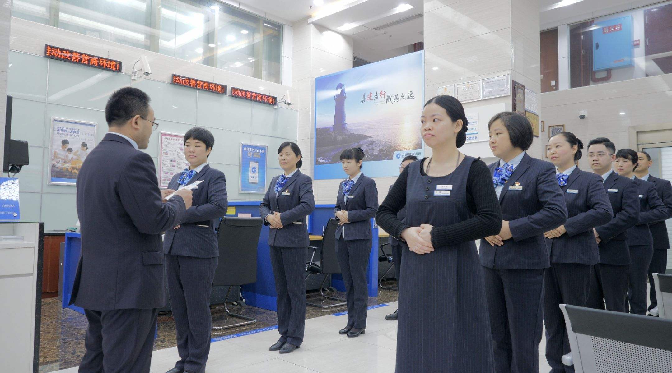 懷化網(wǎng)站建設(shè)銀行(湖南省懷化市建設(shè)銀行客服電話)