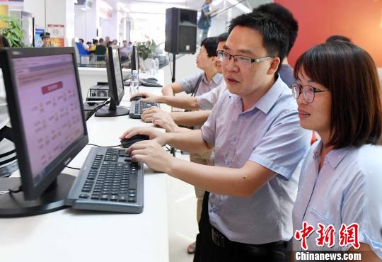 福州網(wǎng)站建設(shè)找時(shí)時(shí)在(麻煩各位童鞋,誰(shuí)能賜教,福州網(wǎng)站建設(shè)企業(yè)哪家好?)