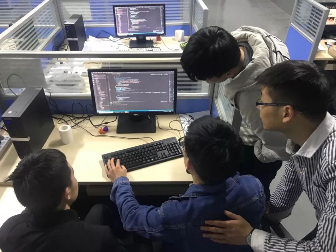 互聯(lián)網(wǎng)團(tuán)隊(duì)最新消息是什么(互聯(lián)網(wǎng)團(tuán)隊(duì)最新消息是什么內(nèi)容)