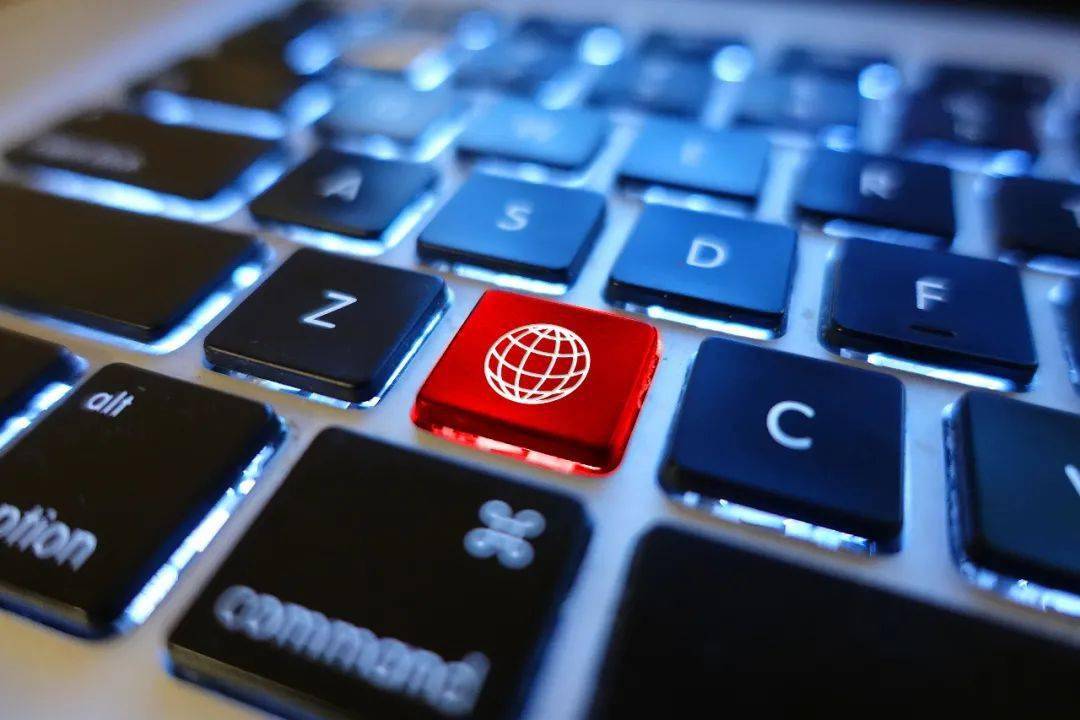 互聯(lián)網(wǎng)新聞采編(互聯(lián)網(wǎng)新聞采編人員培訓(xùn)教程試用)