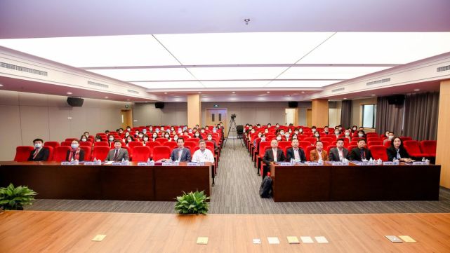 互聯(lián)網(wǎng)推進(jìn)會(huì)新聞稿(互聯(lián)網(wǎng)+大賽獲獎(jiǎng)新聞稿)