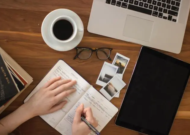 怎么用互聯(lián)網(wǎng)發(fā)新聞稿啊(怎么用互聯(lián)網(wǎng)發(fā)新聞稿啊視頻)