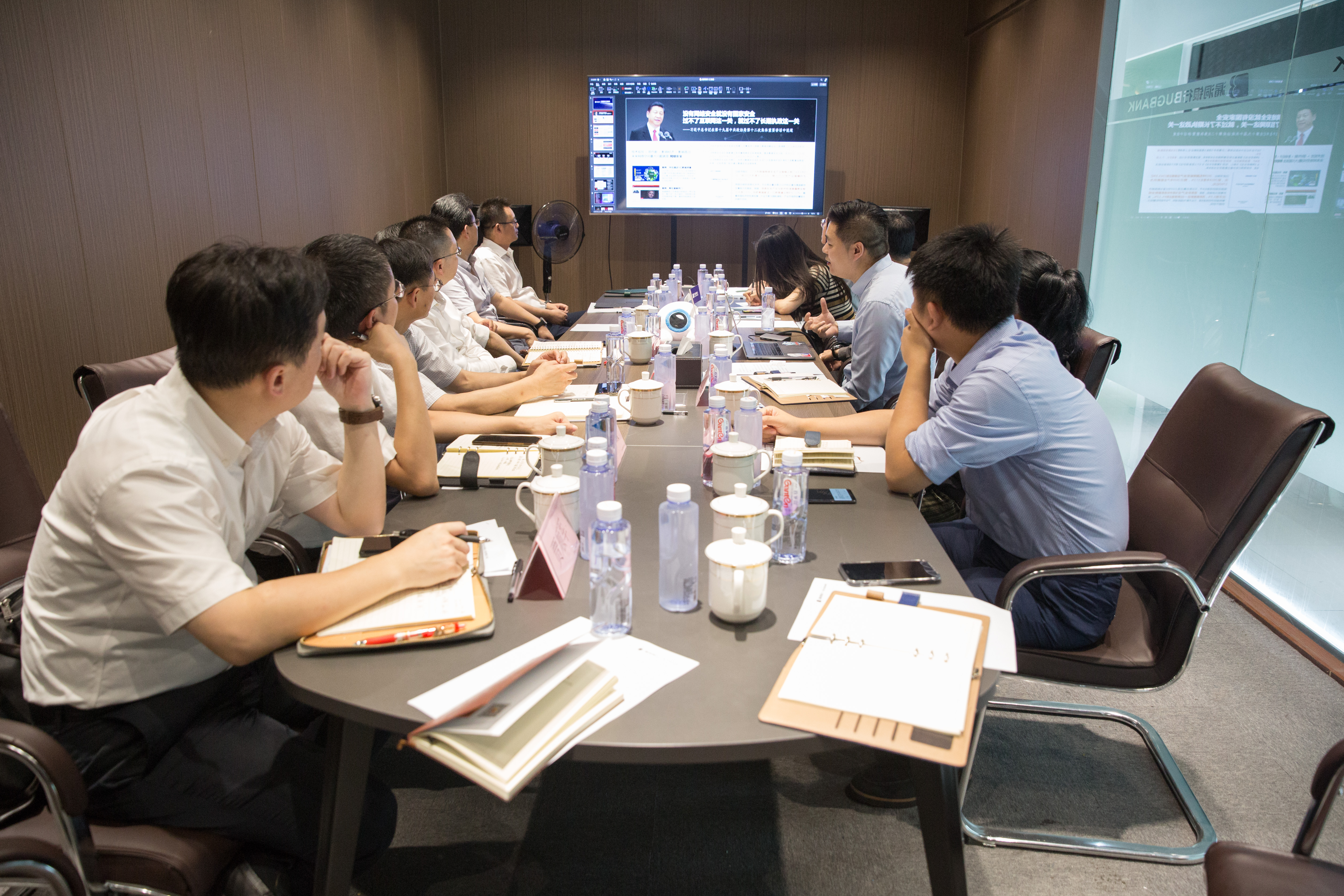 新聞單位互聯(lián)網(wǎng)工作匯報(bào)(互聯(lián)網(wǎng)新聞信息服務(wù)單位內(nèi)容管理)