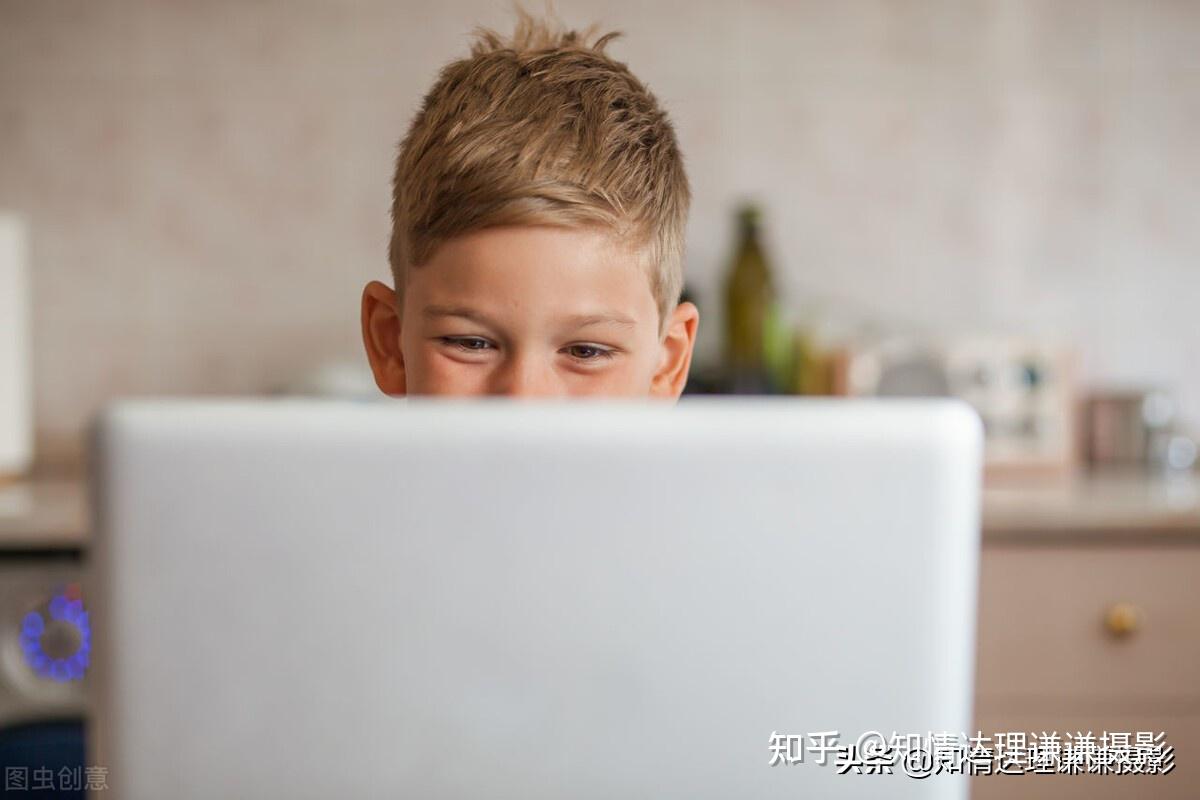 通過互聯(lián)網(wǎng)獲取新聞的壞處(從互聯(lián)網(wǎng)獲取信息有哪些優(yōu)點和缺點?)