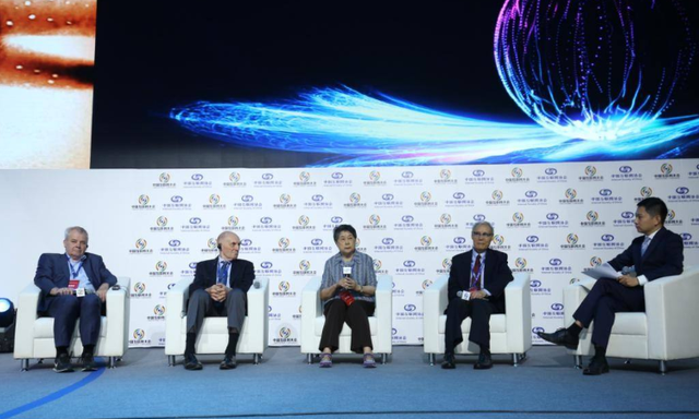 互聯(lián)網(wǎng)之父確診新聞(互聯(lián)網(wǎng)之父確診新冠肺炎)