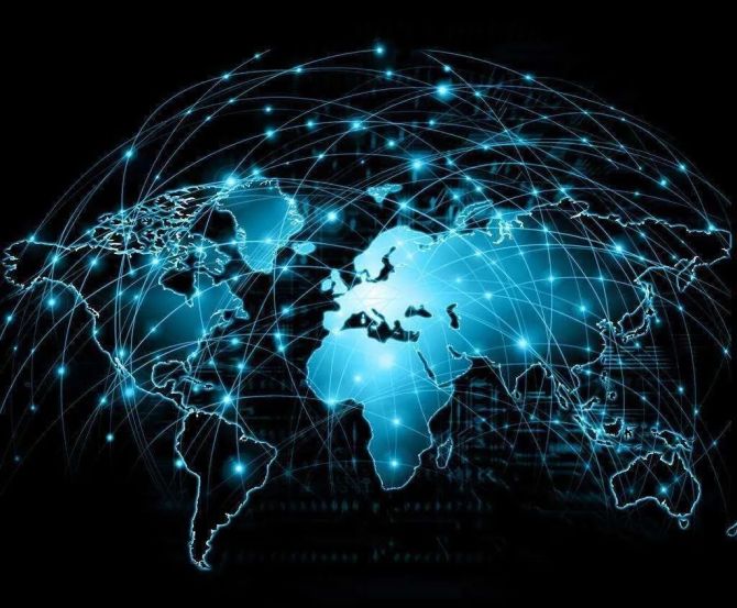 互聯(lián)網(wǎng)時(shí)代的新聞(互聯(lián)網(wǎng)時(shí)代的新聞傳播新特征)